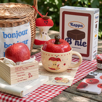 Apple Shaped Ceramic Coffee Mug with Lid & Spoon Gift Set