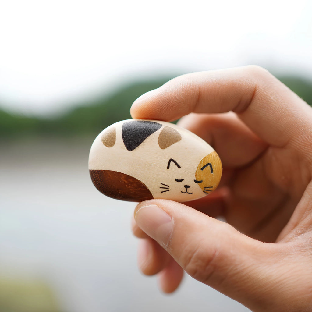 Hand-Painted Wooden Animal Pebble Magnet & Car Diffuser