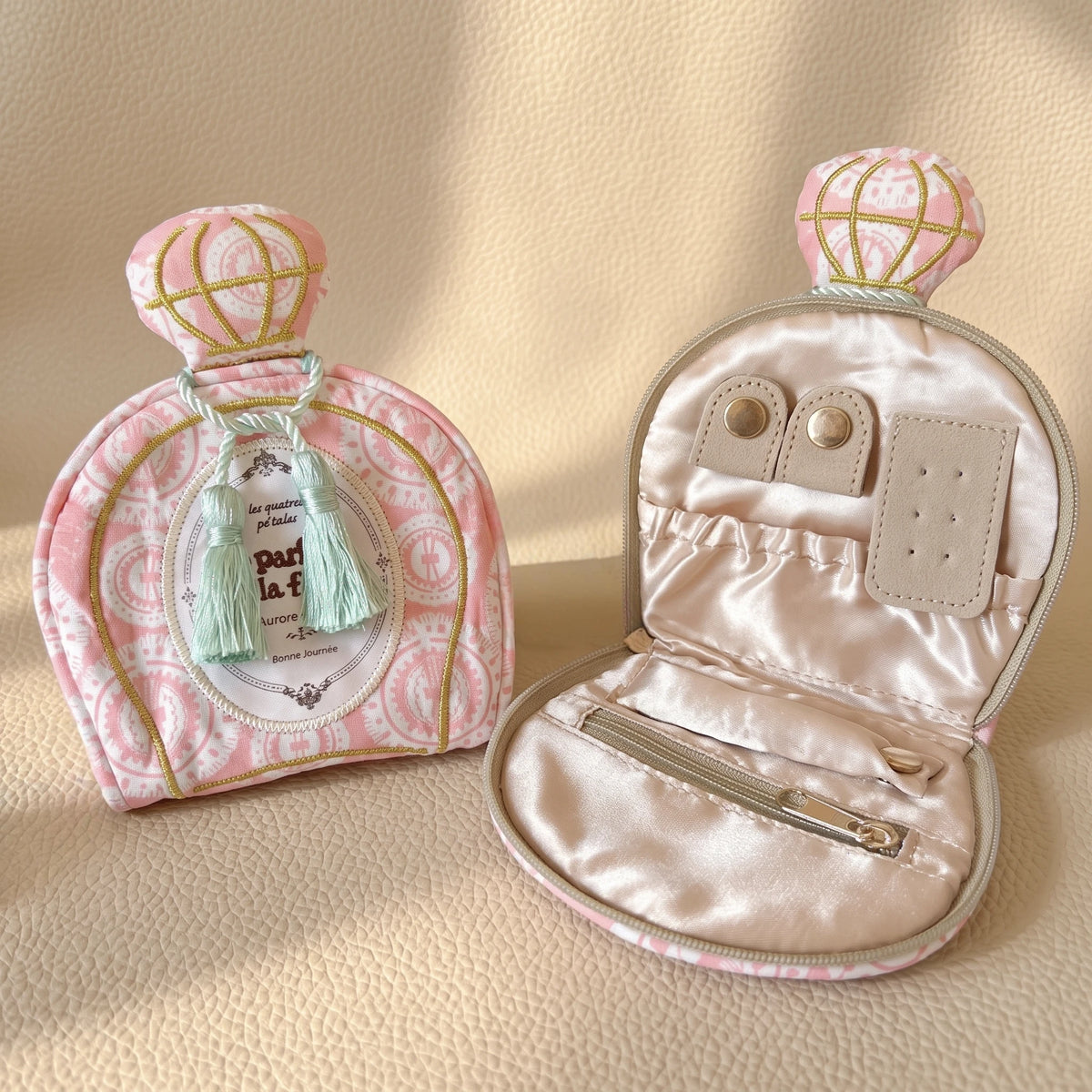 Vintage Perfume Bottle Travel Jewelry Pouch | Woven Tweed & Floral Case with Tassels