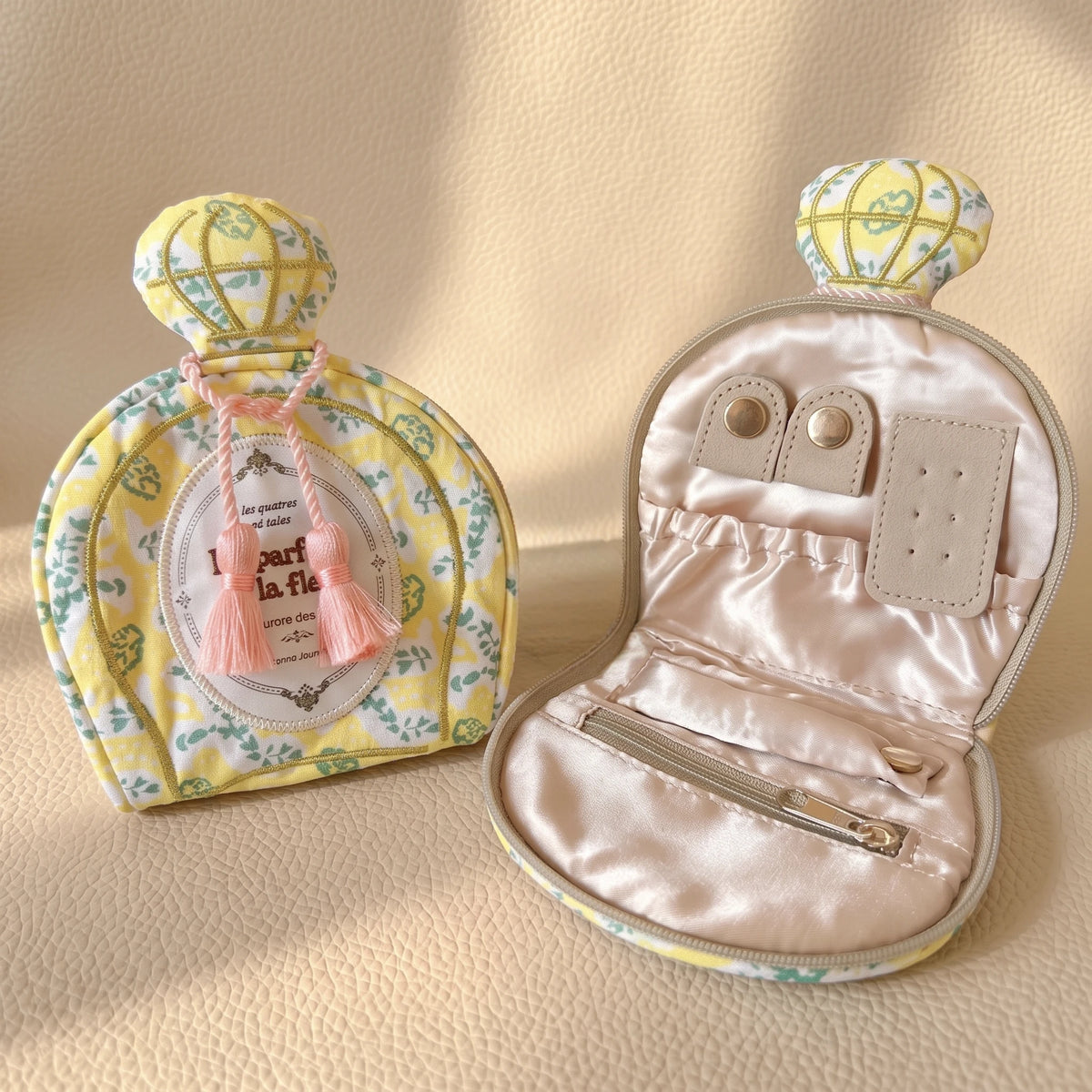 Vintage Perfume Bottle Travel Jewelry Pouch | Woven Tweed & Floral Case with Tassels