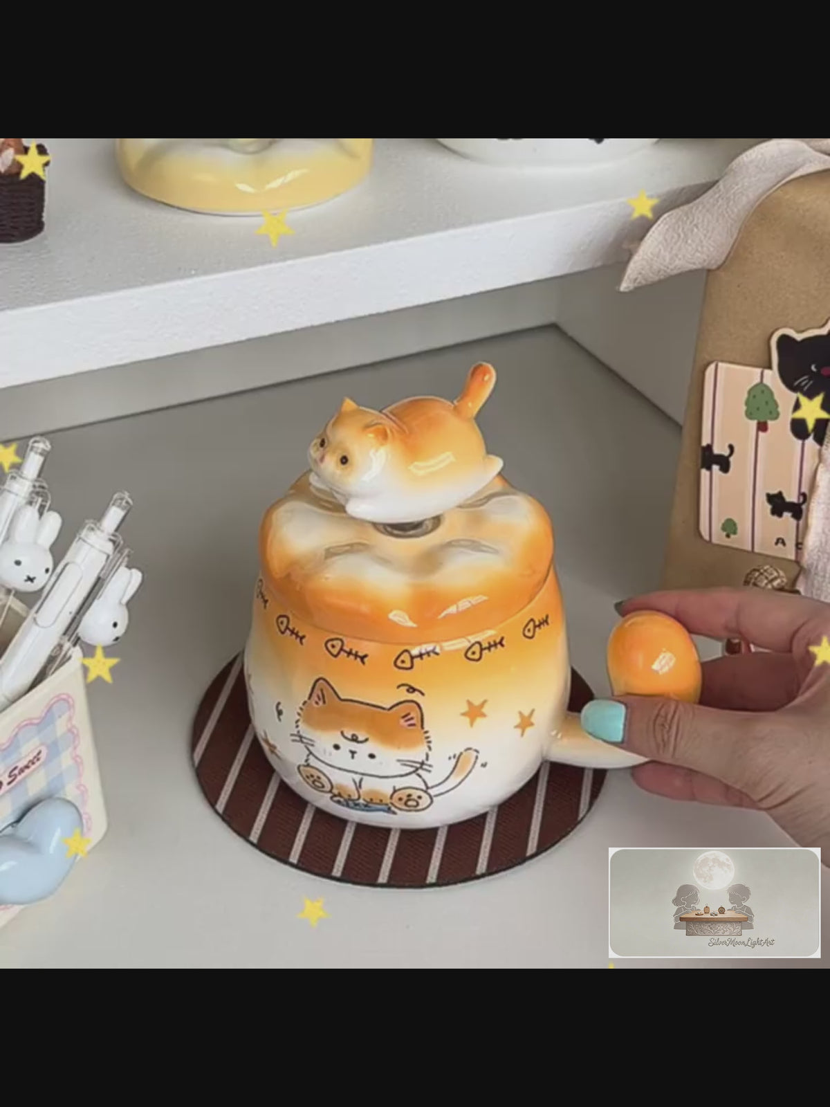 Spinning Cat Ceramic Mug with Lid | 360° Interactive Fidget Cup (13oz)
