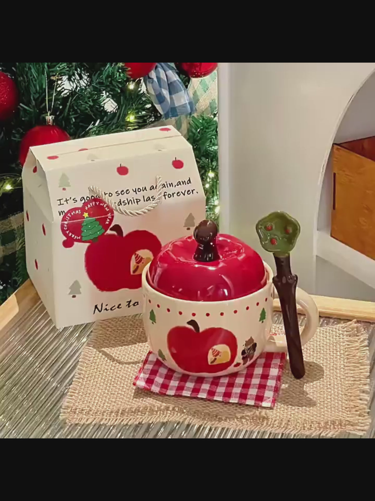 Apple Shaped Ceramic Coffee Mug with Lid & Spoon Gift Set